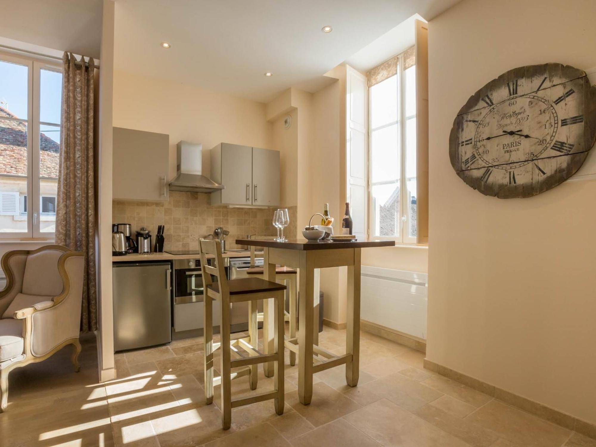 Le Cara - 4 Appartements Calmes Et Chics Au Coeur De Beaune Beaune  Kamer foto