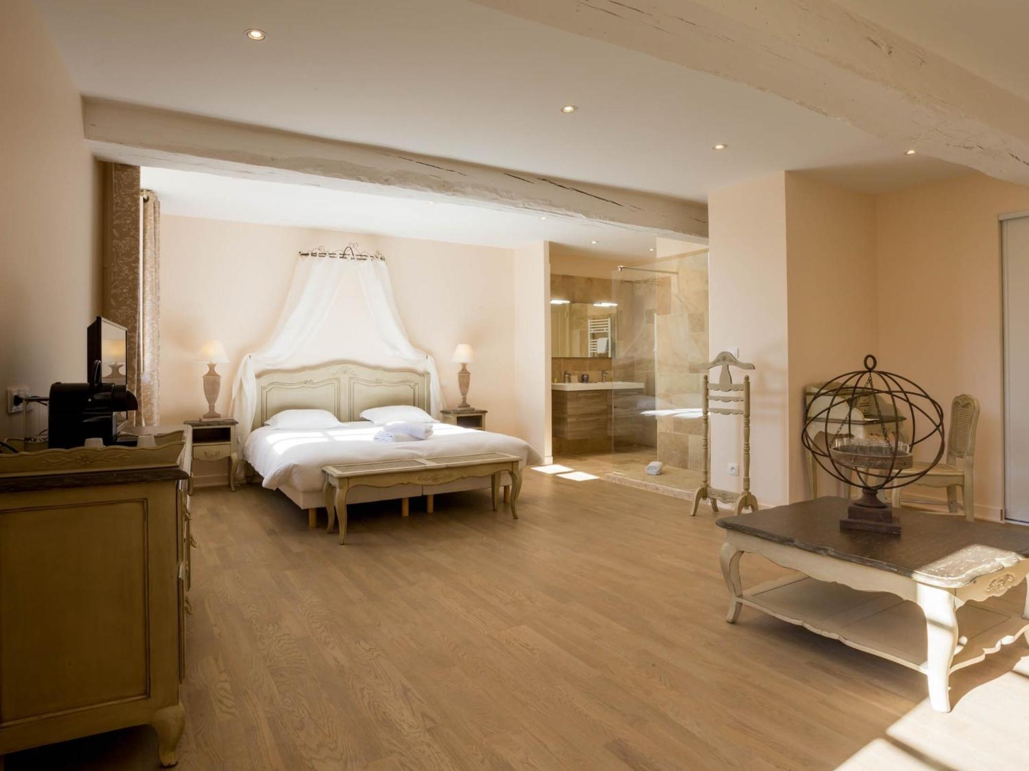 Le Cara - 4 Appartements Calmes Et Chics Au Coeur De Beaune Beaune  Kamer foto