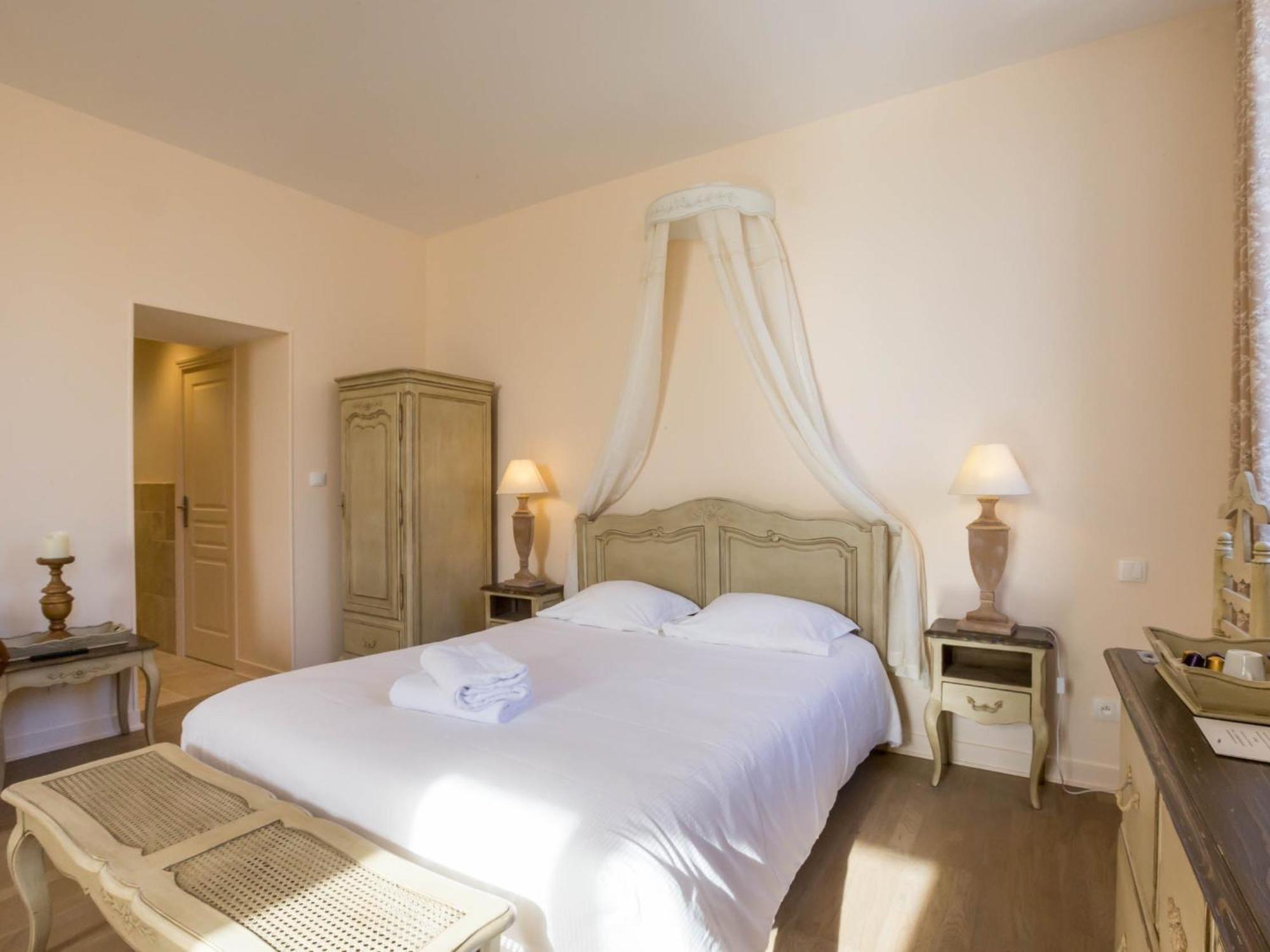Le Cara - 4 Appartements Calmes Et Chics Au Coeur De Beaune Beaune  Kamer foto