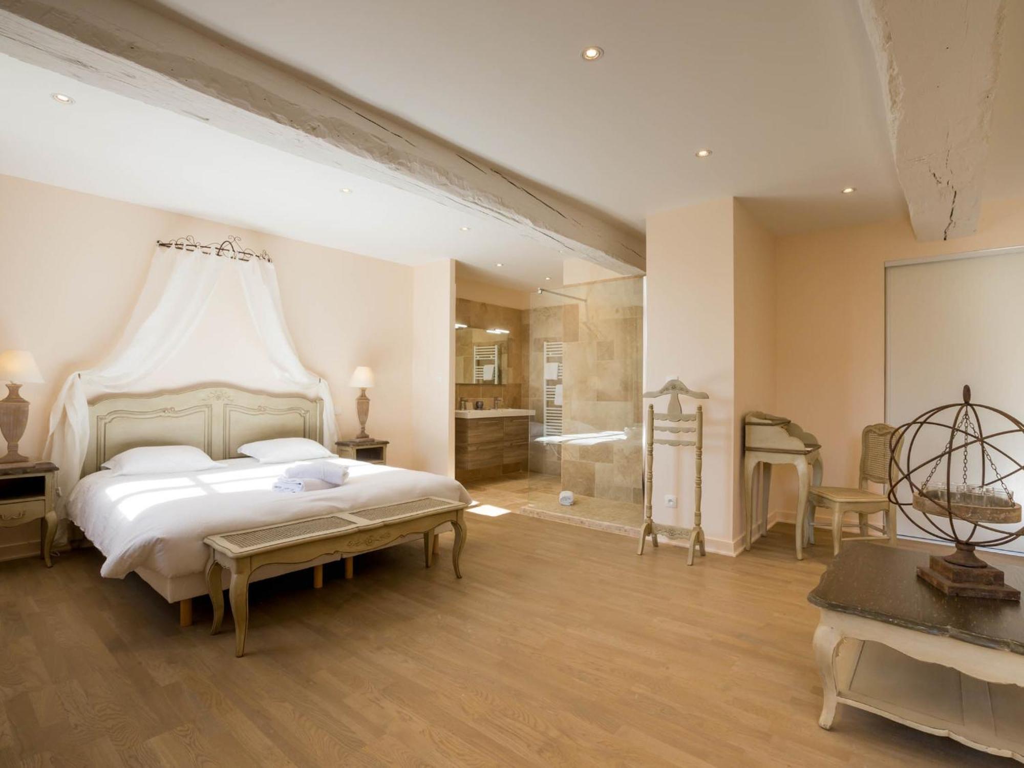 Le Cara - 4 Appartements Calmes Et Chics Au Coeur De Beaune Beaune  Kamer foto