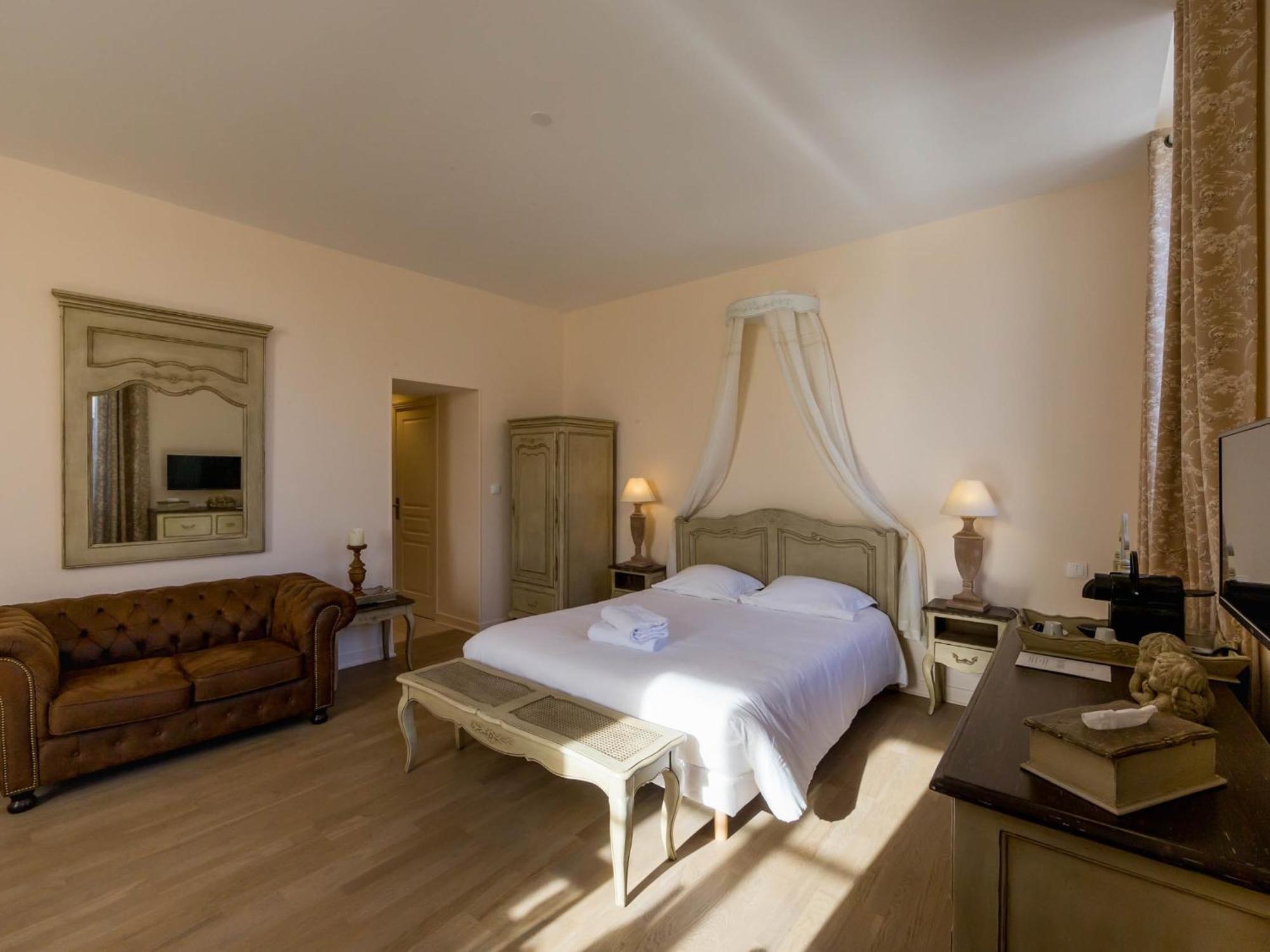 Le Cara - 4 Appartements Calmes Et Chics Au Coeur De Beaune Beaune  Kamer foto